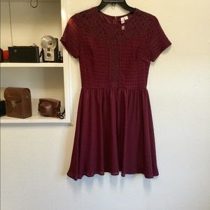 Maroon, lace, elegant dress - NWOT 💕